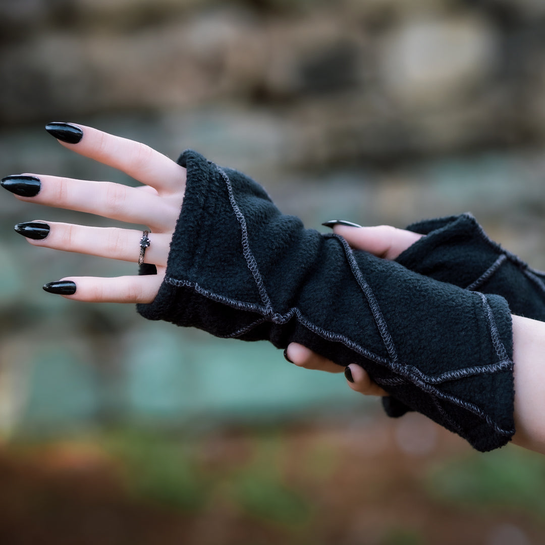 Conjurer's Fingerless Gloves – Dark Cottage