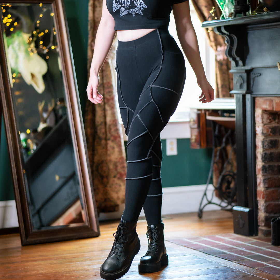 Elven Blade Leggings (with Pockets)
